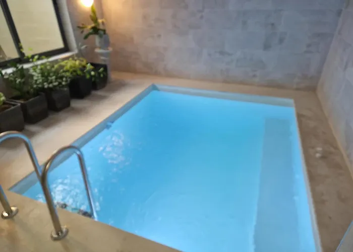 Large Duplex With 10min Walk From Malta Airport - Sleeps 7 * セント・ポールズ・ベイ