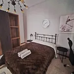公寓 Large Duplex With 10min Walk From Malta Airport - Sleeps 7