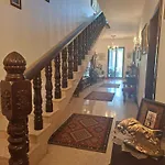 Large Duplex With 10min Walk From Malta Airport - Sleeps 7 Apartman