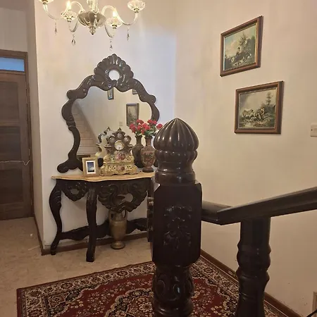 Large Duplex With 10min Walk From Malta Airport - Sleeps 7
